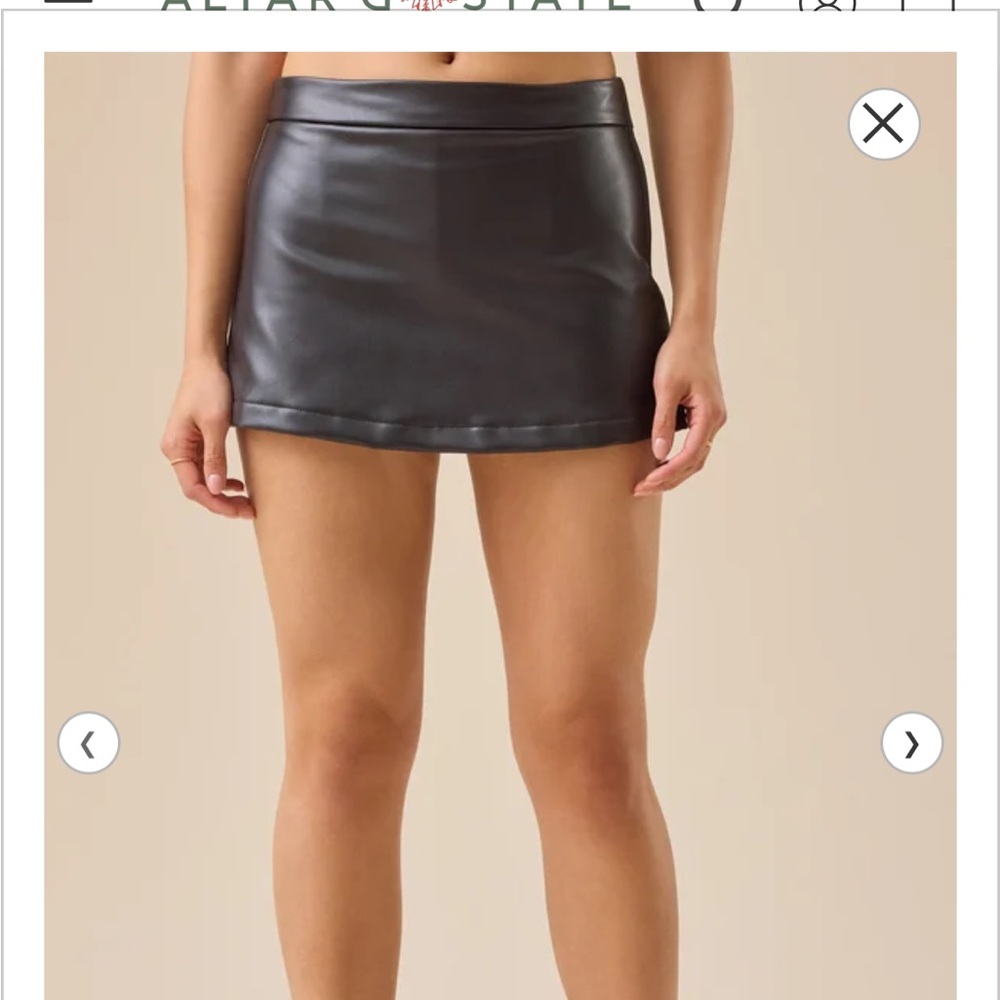 Black Mini skort